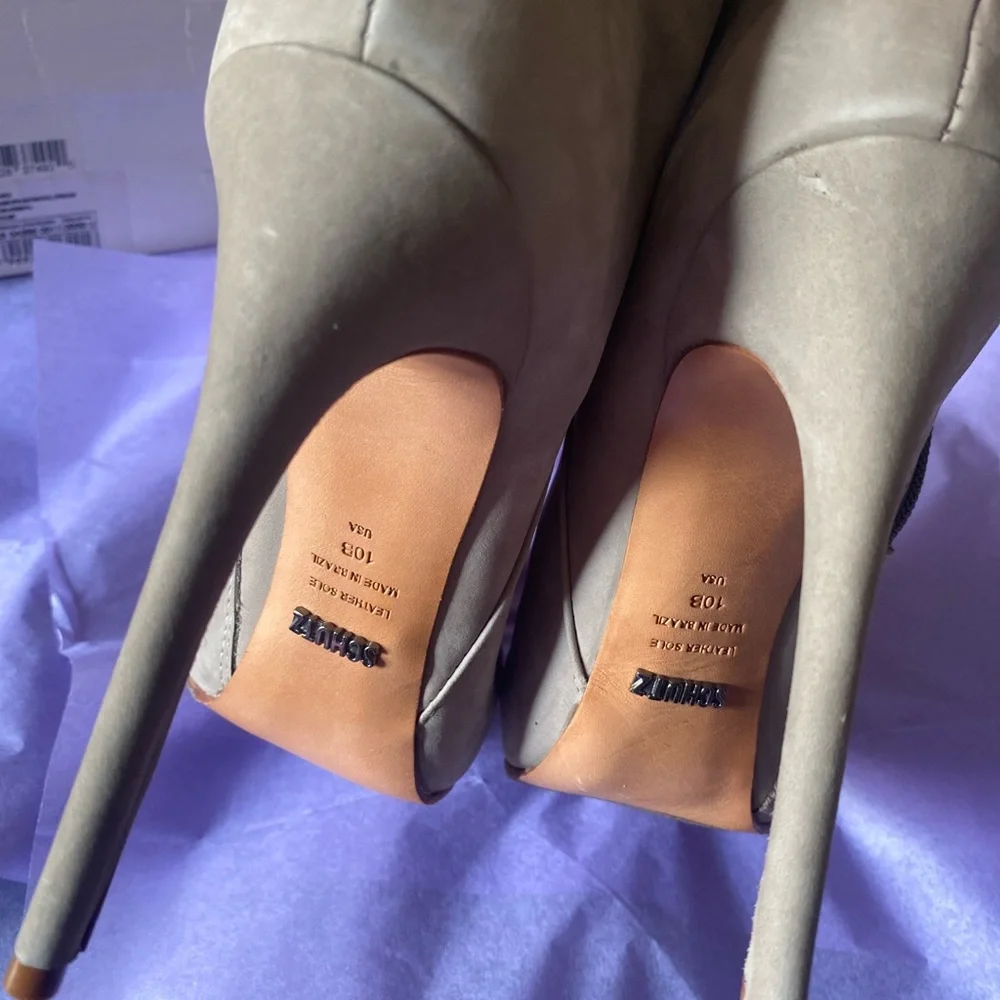 NWT schutz booties